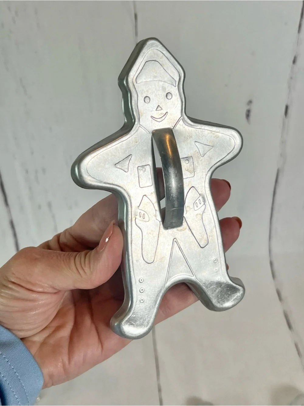 Vintage MCM Aluminum Christmas Cookie Cutters Set of 7 With Handles Retro